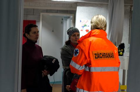 Záchranář vítá tým